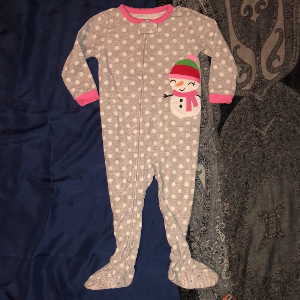 Carter’s Footie Pj’s - Picture 3 of 4